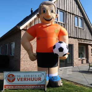 Jarige Man Voetballend