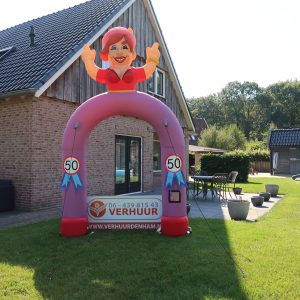 Feestende Sarah Boog